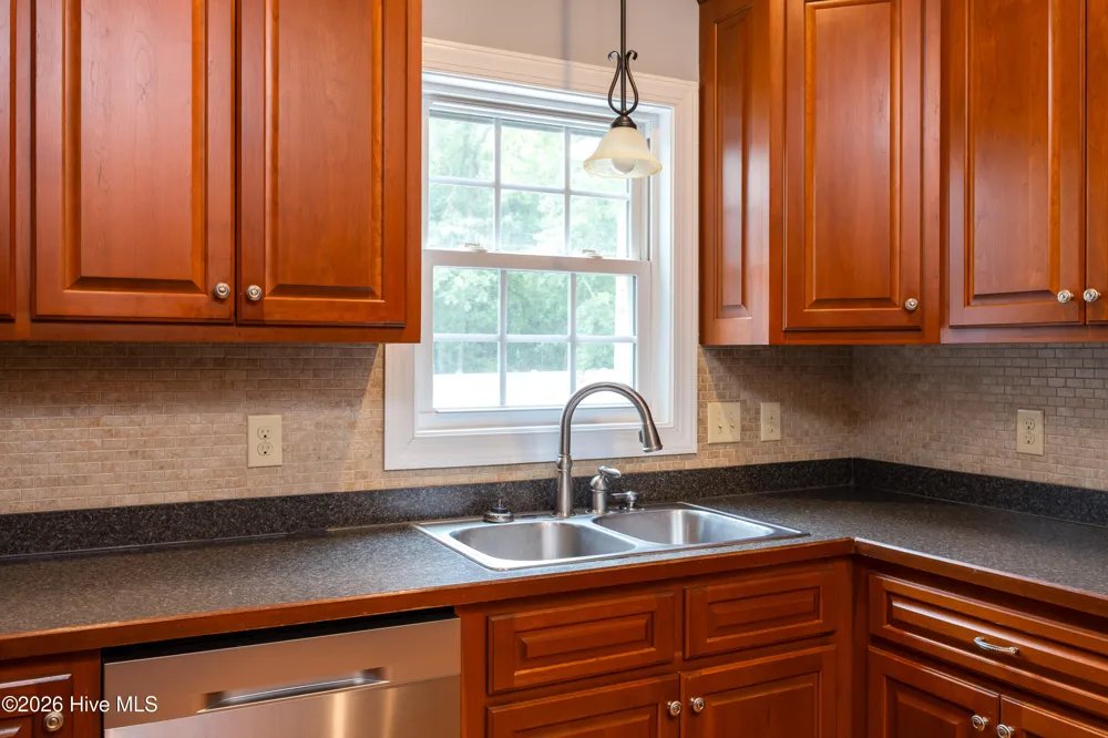 294 Pinecroft Drive Dunn, NC 28334
