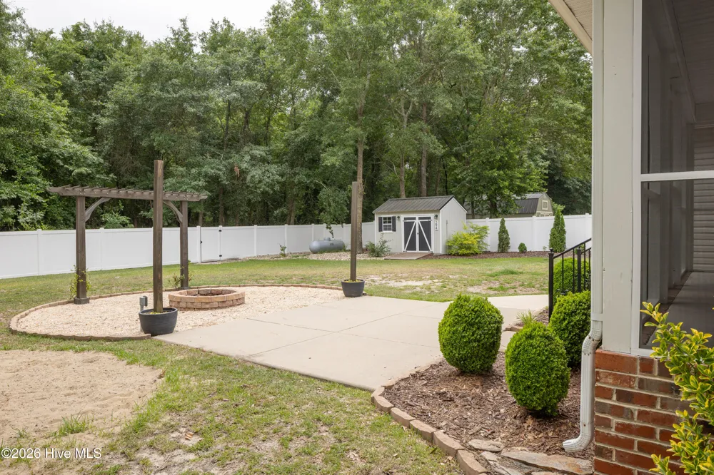 294 Pinecroft Drive Dunn, NC 28334