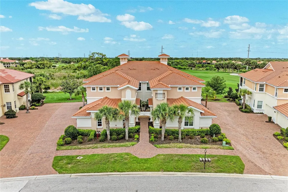 202 BELLA VISTA TERRACE #28D Nokomis, FL 34275