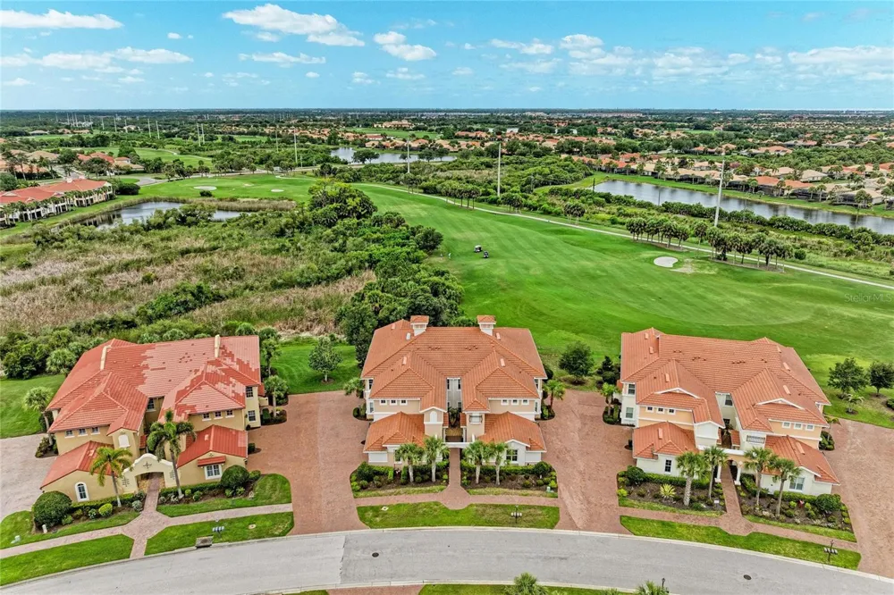 202 BELLA VISTA TERRACE #28D Nokomis, FL 34275