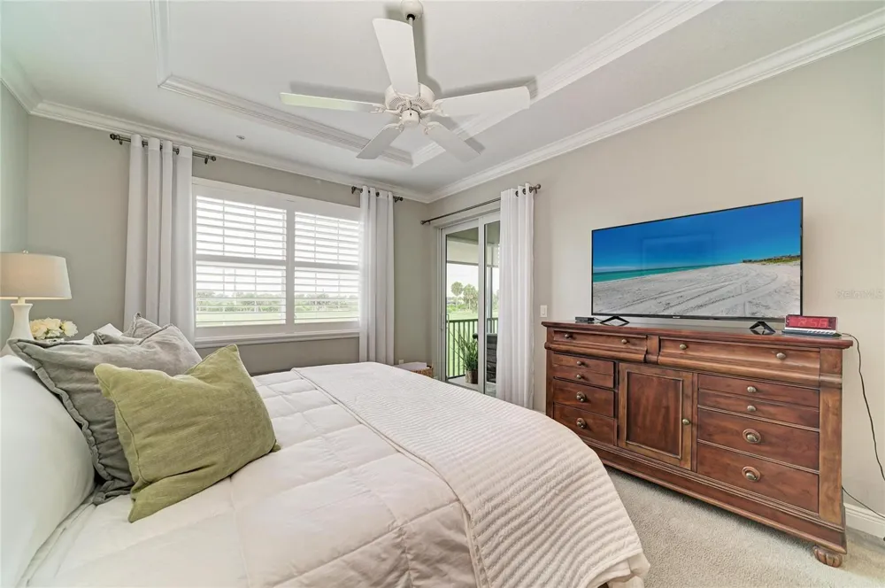 202 BELLA VISTA TERRACE #28D Nokomis, FL 34275