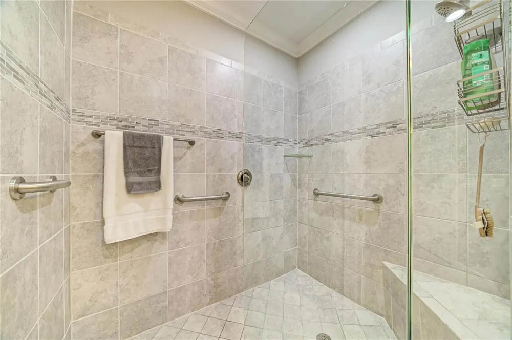 202 BELLA VISTA TERRACE #28D Nokomis, FL 34275