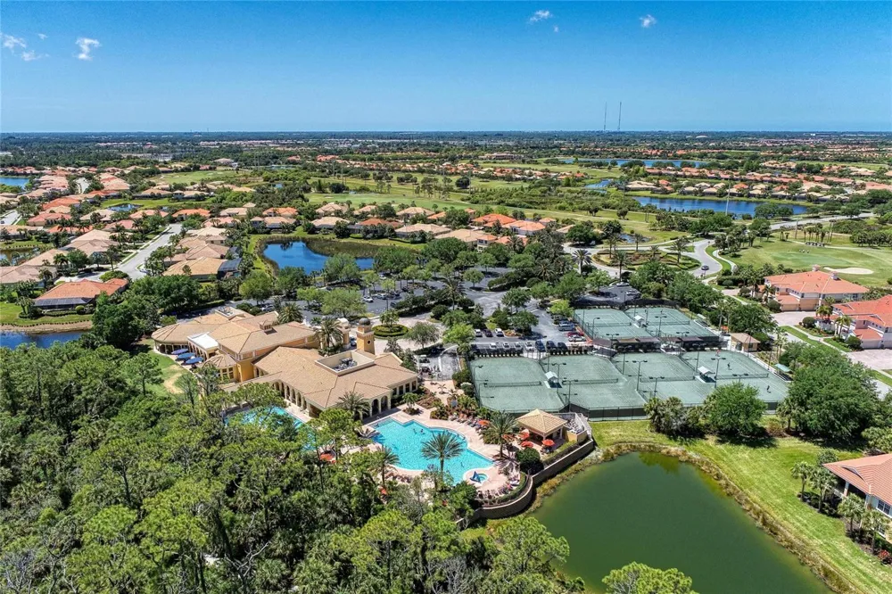 202 BELLA VISTA TERRACE #28D Nokomis, FL 34275