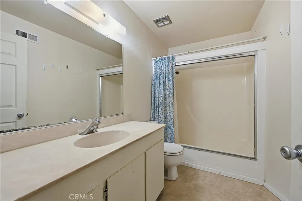 1633 Montana Vista Lakeport, CA 95453