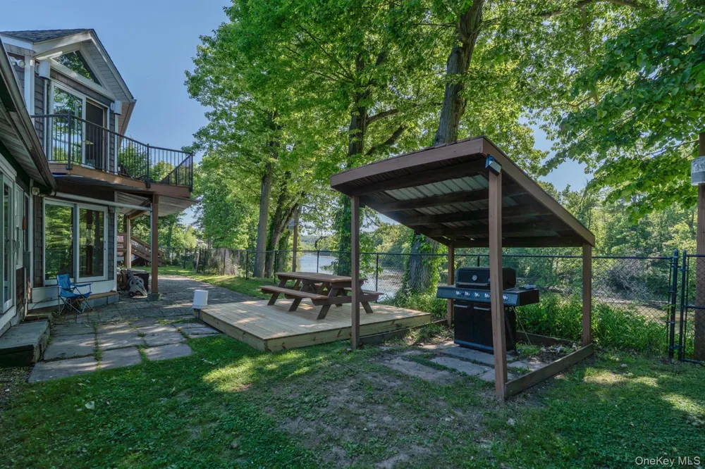 234 Sawmill Road Lake Katrine, NY 12449