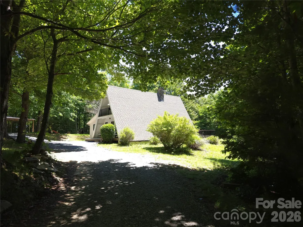 826 Shumont Road Black Mountain, NC 28711