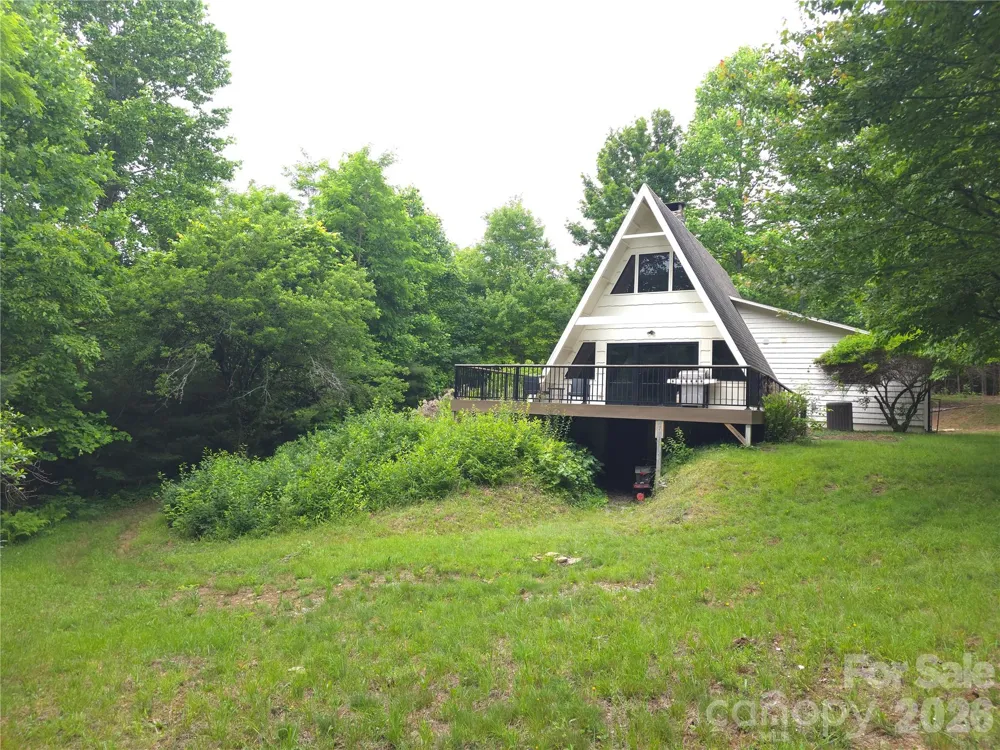 826 Shumont Road Black Mountain, NC 28711