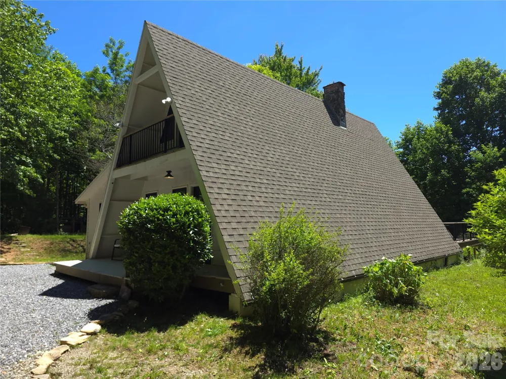 826 Shumont Road Black Mountain, NC 28711