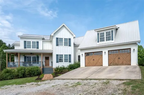 2185 Clotfelter Road