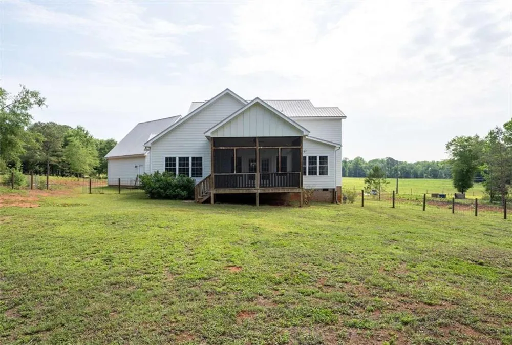 2185 Clotfelter Road Bogart, GA 30622