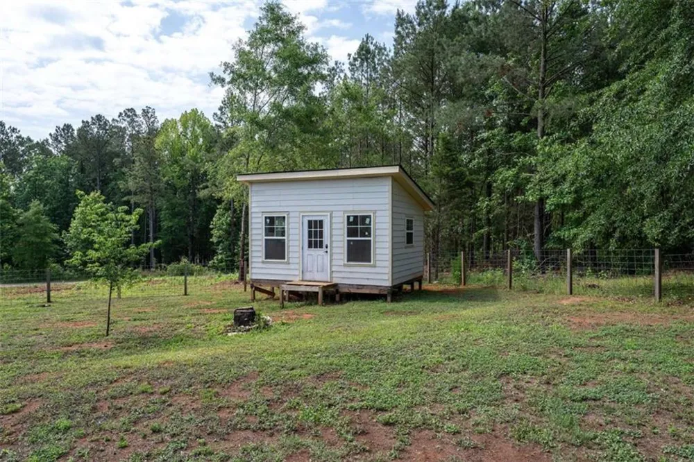 2185 Clotfelter Road Bogart, GA 30622
