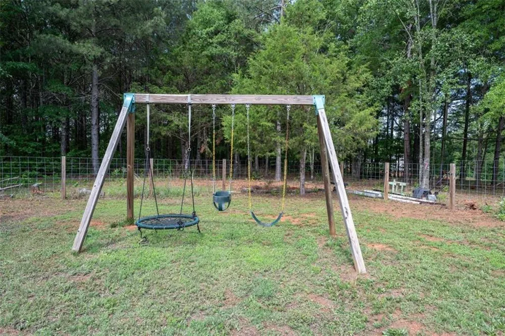 2185 Clotfelter Road Bogart, GA 30622