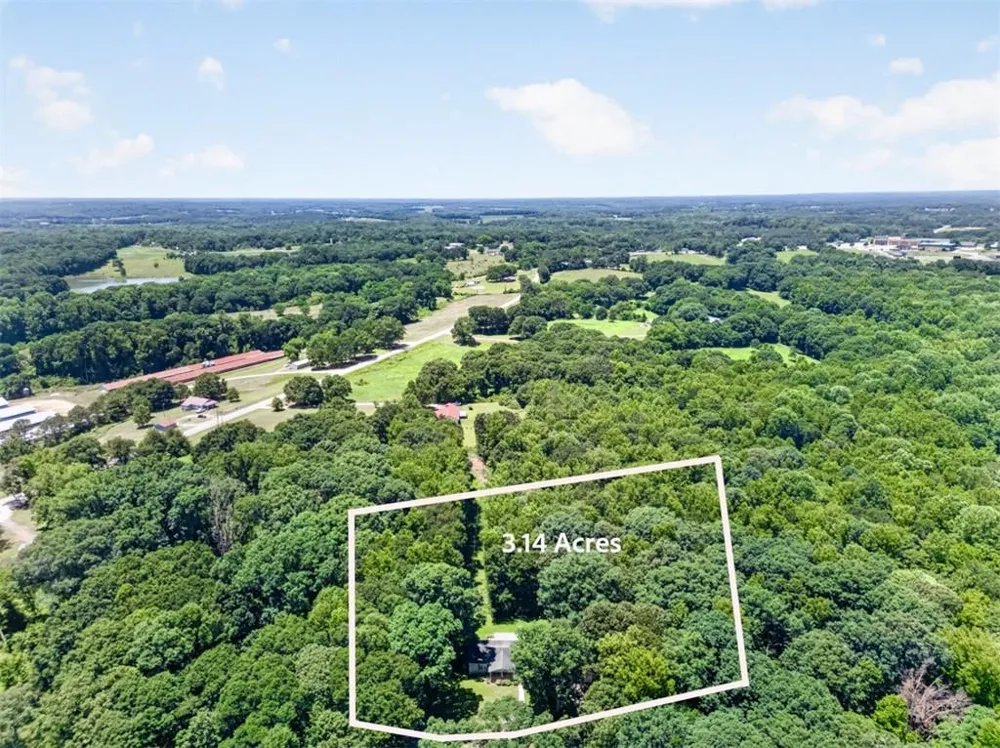 173 Andrews Road Carnesville, GA 30521
