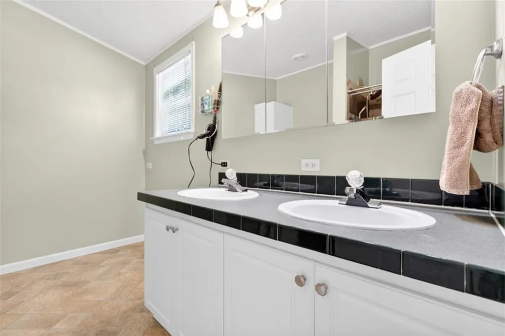 173 Andrews Road Carnesville, GA 30521