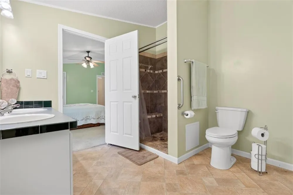 173 Andrews Road Carnesville, GA 30521
