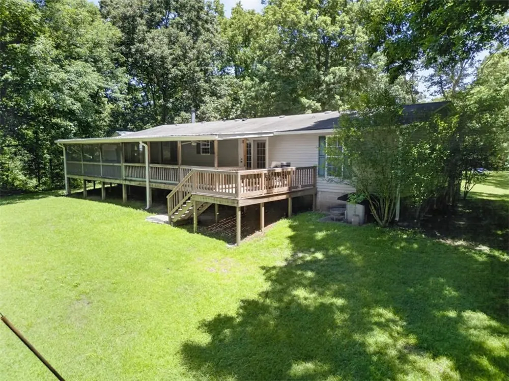 173 Andrews Road Carnesville, GA 30521