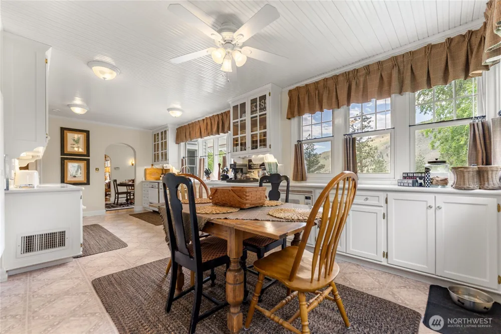 3 A Ross Road Twisp, WA 98856