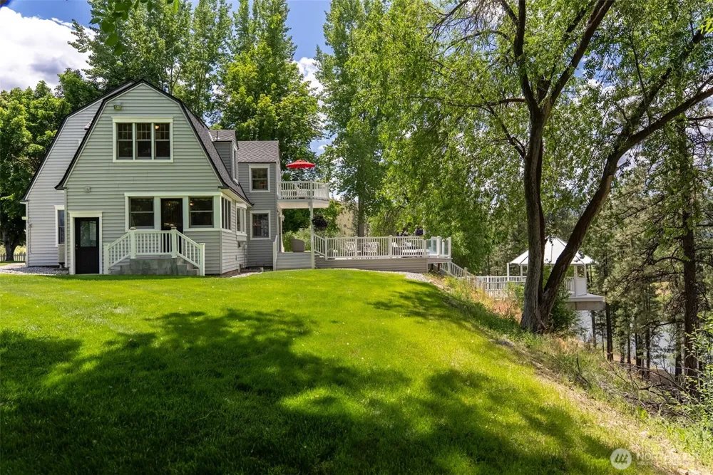 3 A Ross Road Twisp, WA 98856