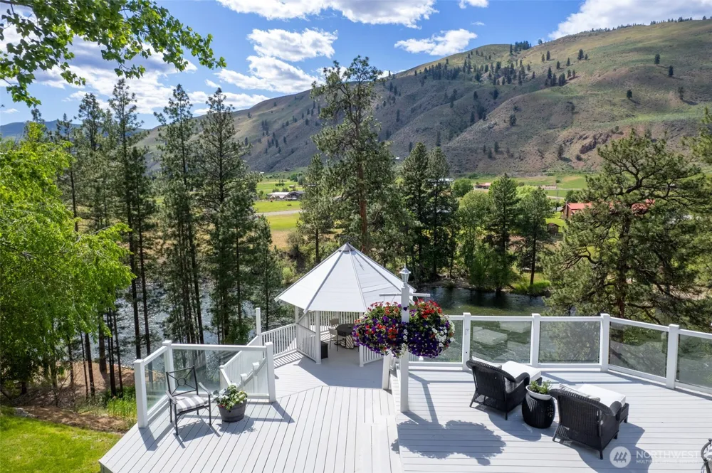 3 A Ross Road Twisp, WA 98856