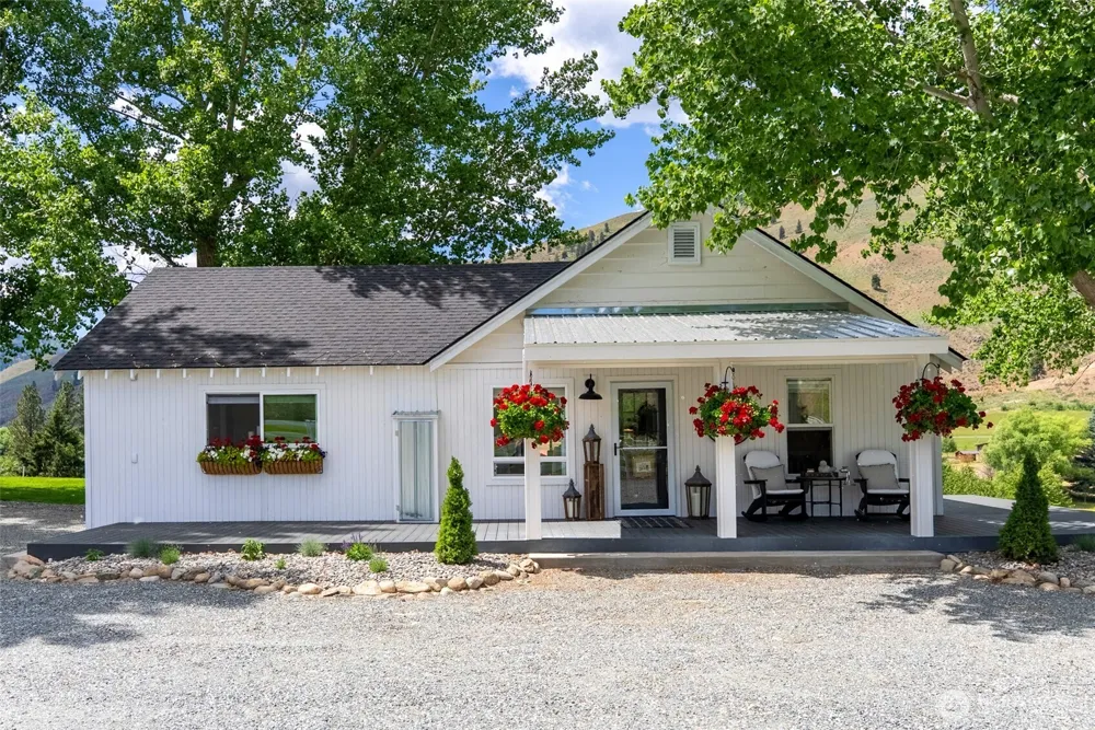 3 A Ross Road Twisp, WA 98856