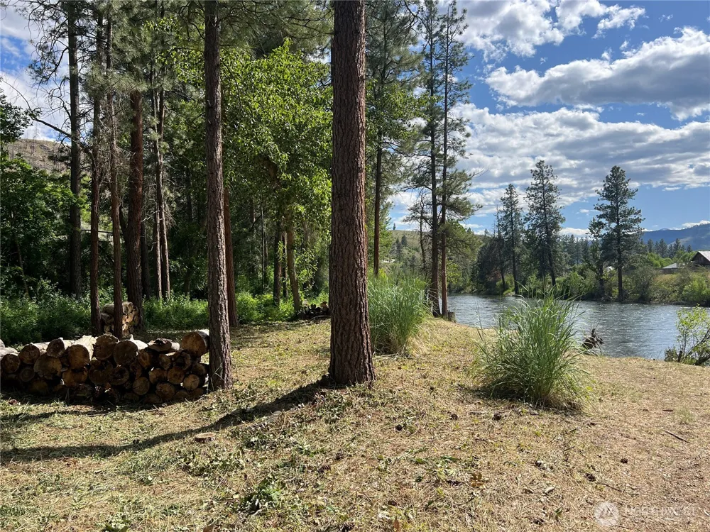 3 A Ross Road Twisp, WA 98856