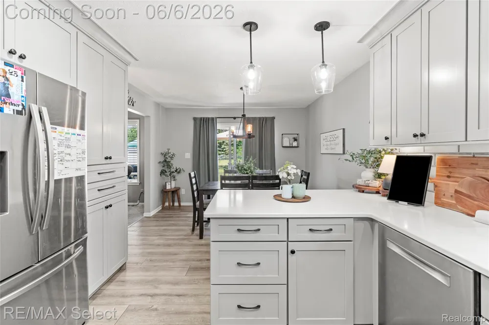2288 Lost Creek Drive Clayton Charter Township, MI 48433
