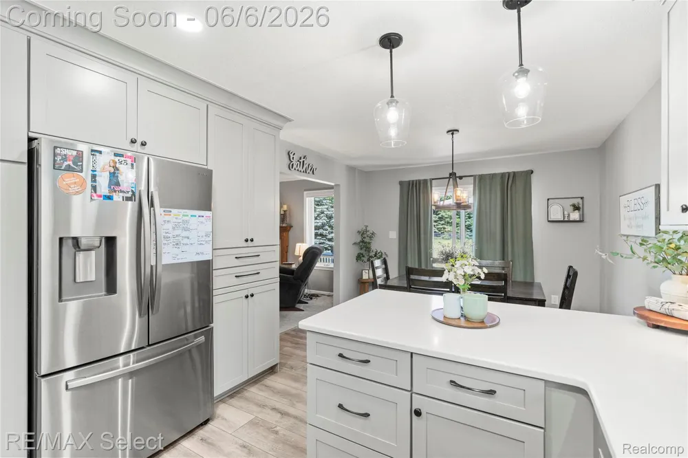 2288 Lost Creek Drive Clayton Charter Township, MI 48433