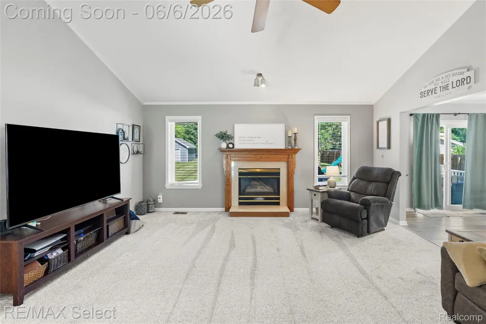 2288 Lost Creek Drive Clayton Charter Township, MI 48433