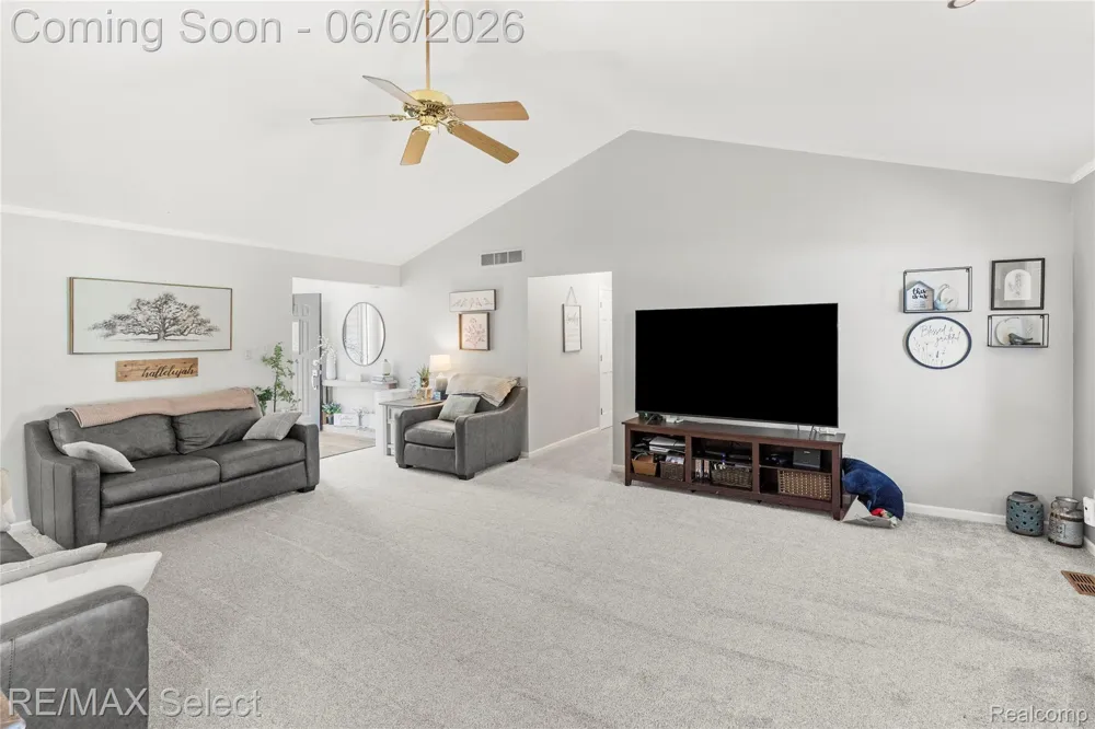 2288 Lost Creek Drive Clayton Charter Township, MI 48433