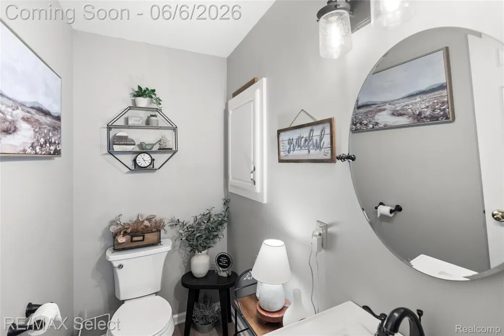 2288 Lost Creek Drive Clayton Charter Township, MI 48433