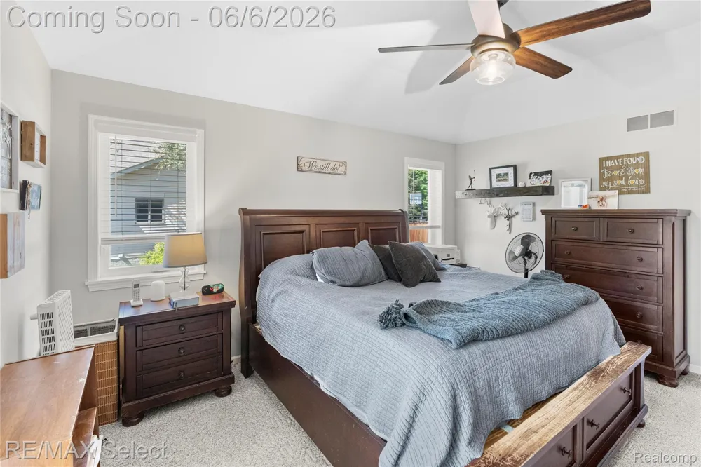 2288 Lost Creek Drive Clayton Charter Township, MI 48433
