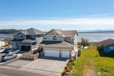 4174 Saltspring Drive