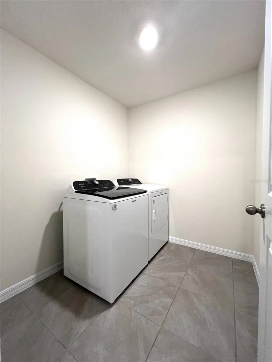6527 SE 1ST LOOP ocala, FL 34472