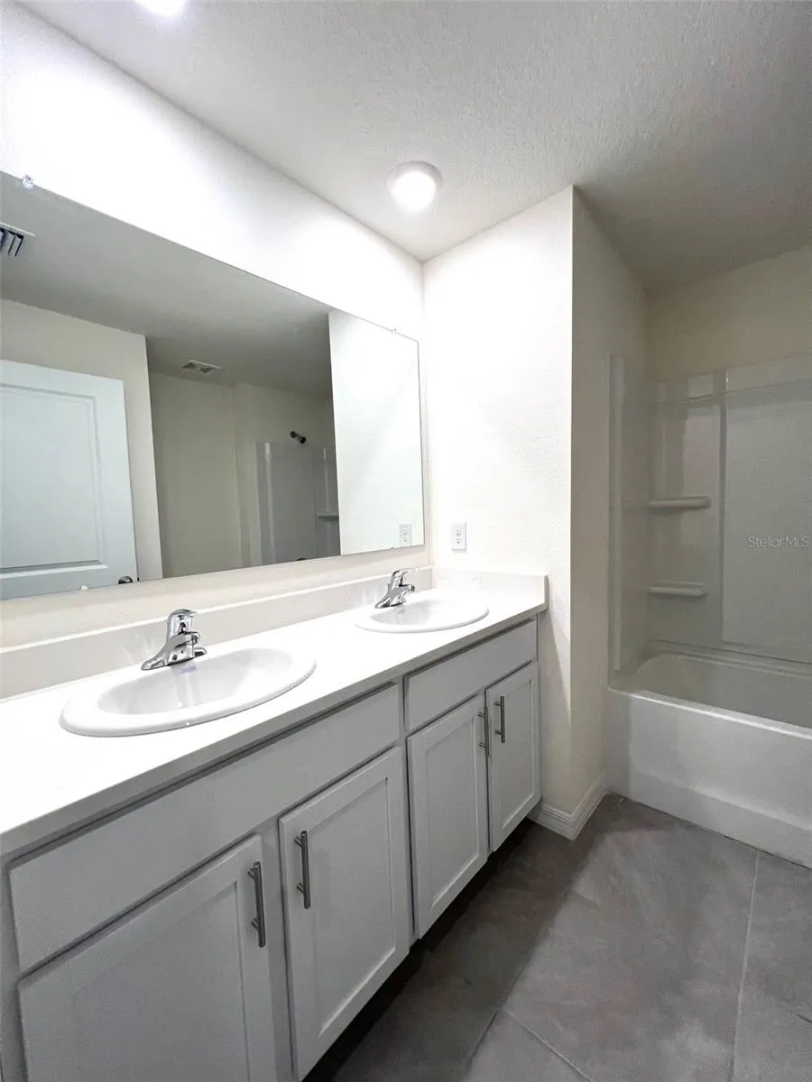 6527 SE 1ST LOOP ocala, FL 34472
