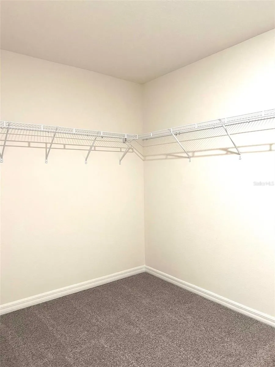 6527 SE 1ST LOOP ocala, FL 34472