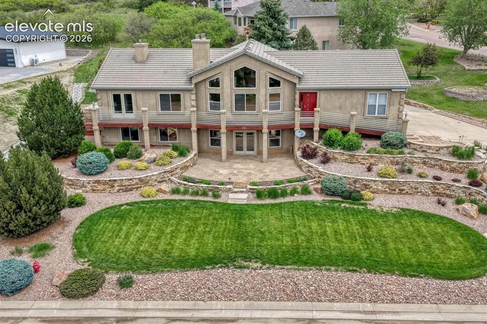 290 Lariat Lane