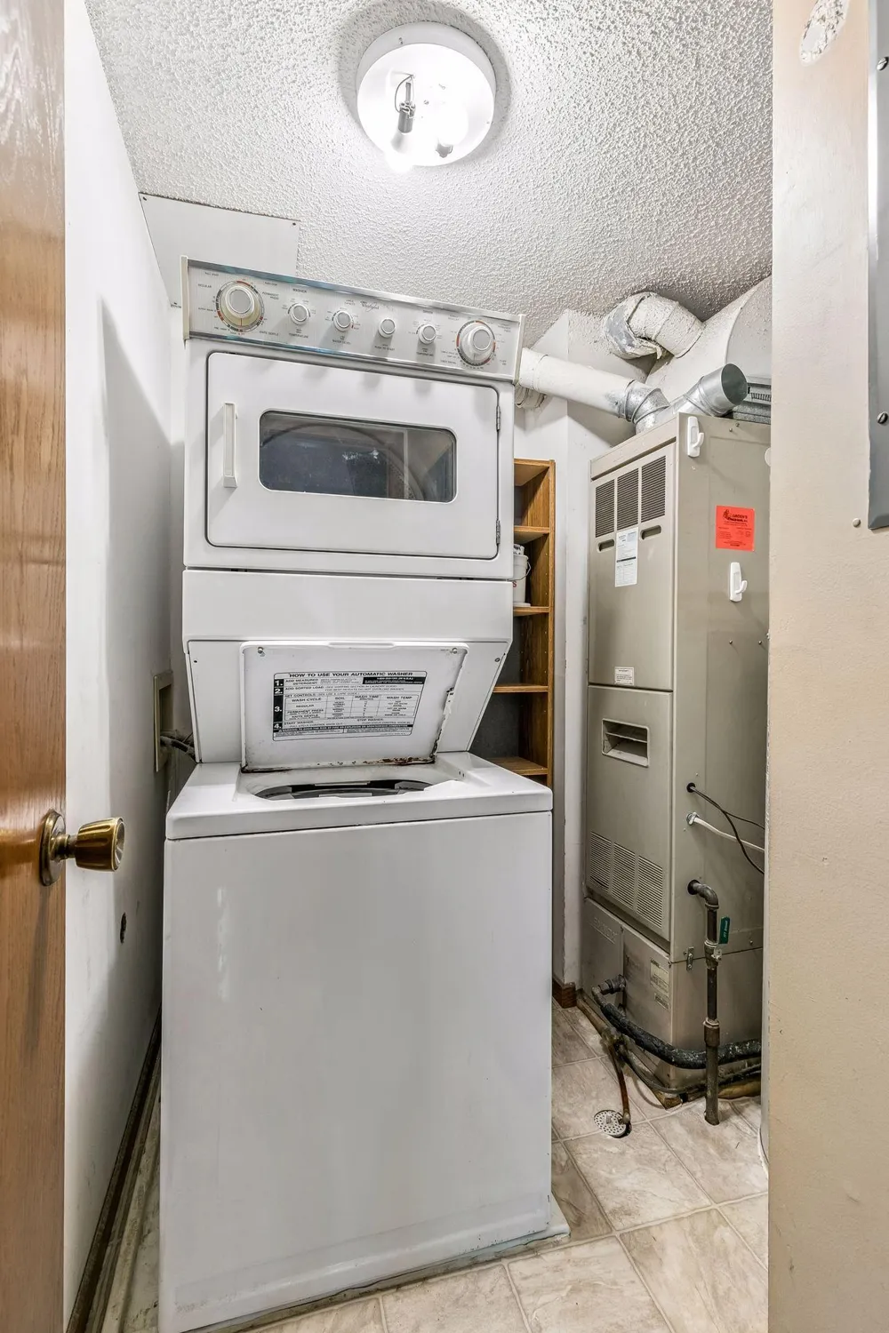 4165 Hilltop Point #102 Eagan, MN 55123
