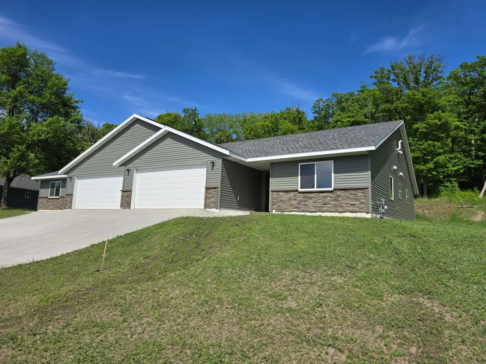1477 Michigan Avenue Detroit Lakes, MN 56501