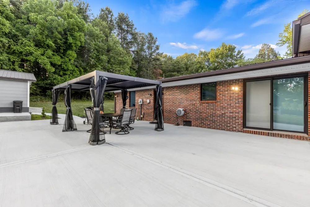 552 Dreamland Road Spring City, TN 37381