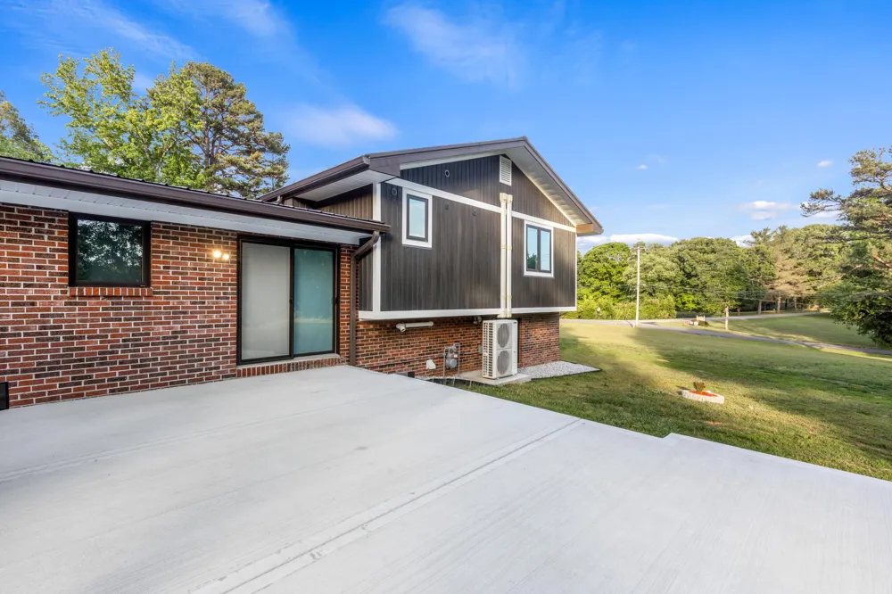 552 Dreamland Road Spring City, TN 37381