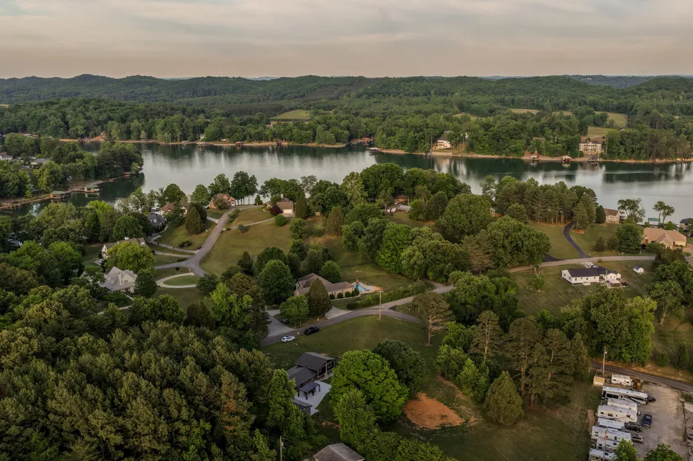 552 Dreamland Road Spring City, TN 37381