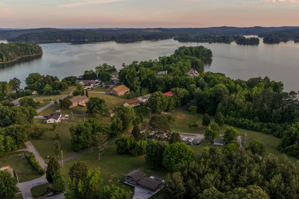 552 Dreamland Road Spring City, TN 37381