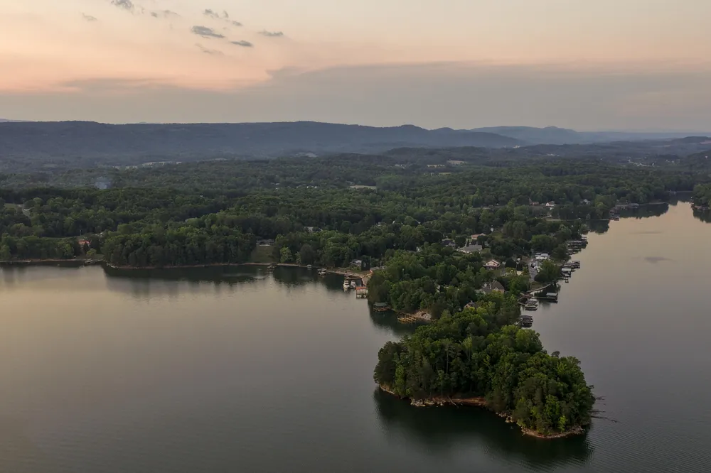 552 Dreamland Road Spring City, TN 37381
