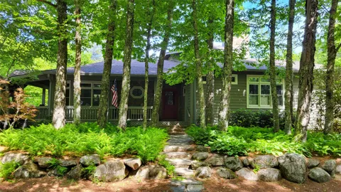 70 Lake Villas Way