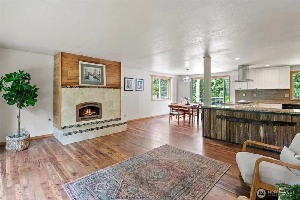 19545 Park Boulevard NE Suquamish, WA 98392