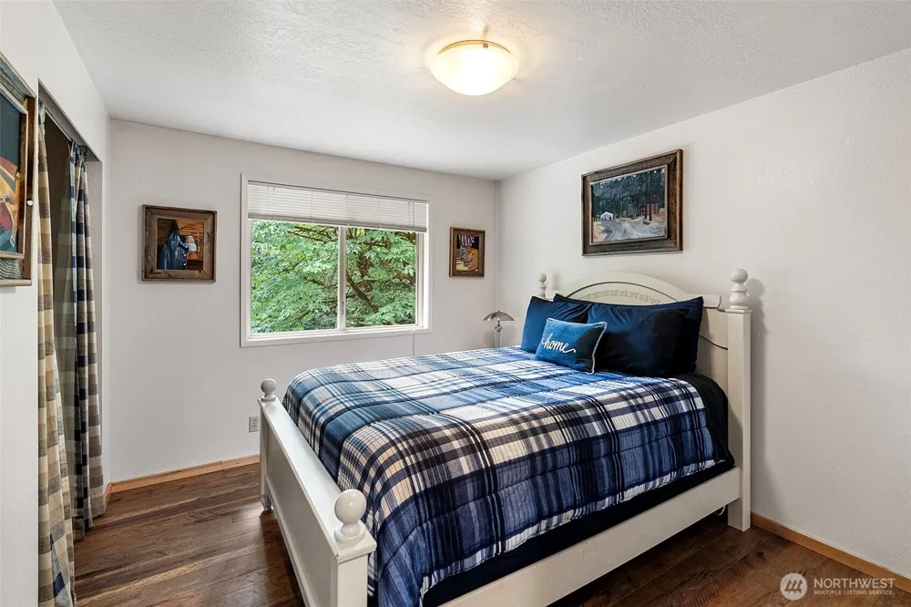 19545 Park Boulevard NE Suquamish, WA 98392