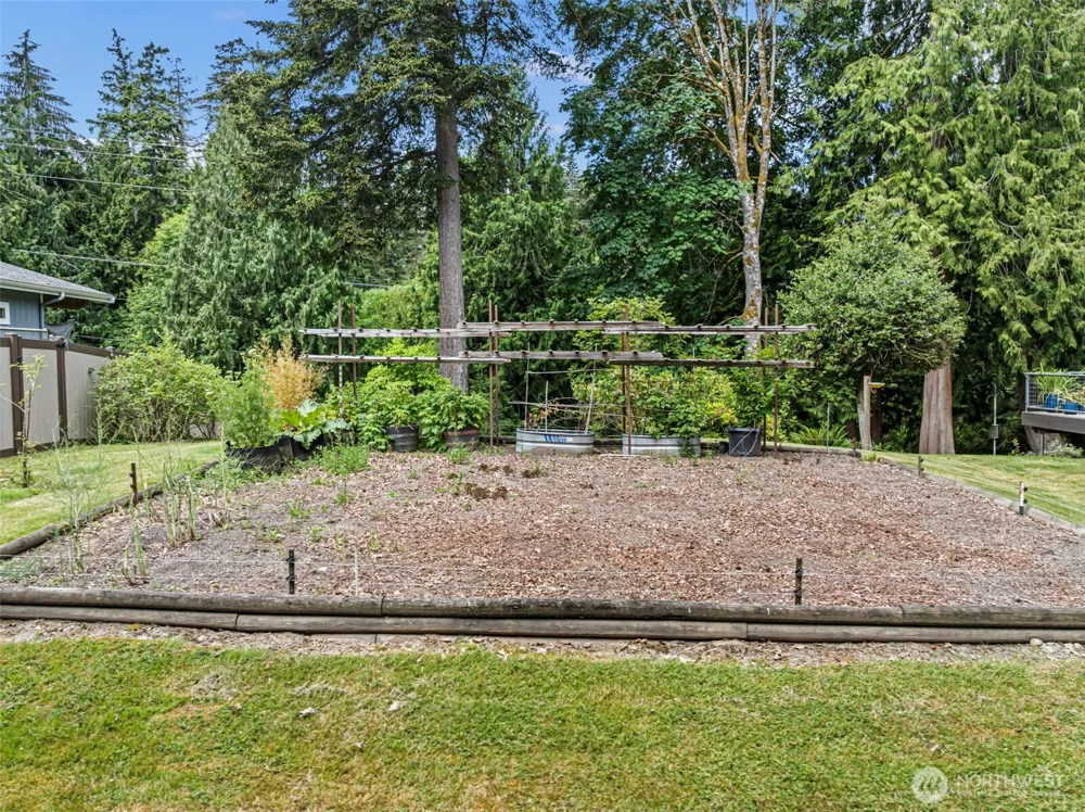 19545 Park Boulevard NE Suquamish, WA 98392
