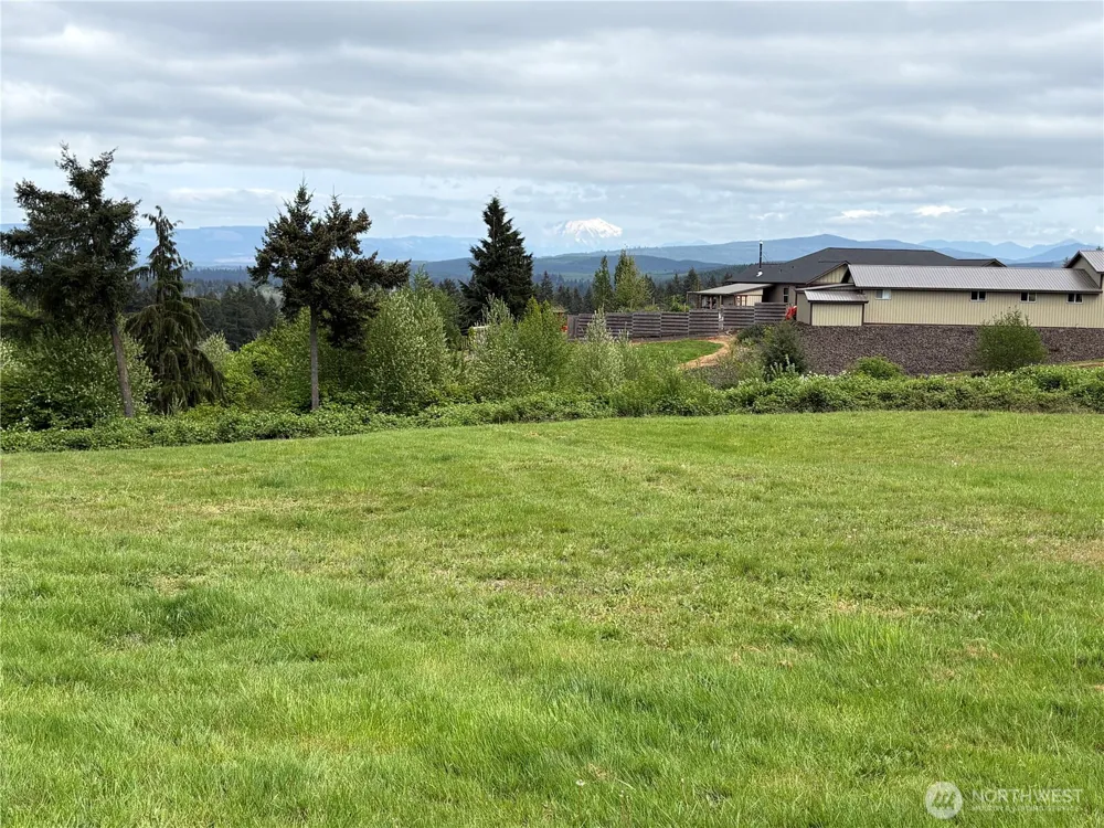 255 Twin Peak Drive Castle Rock, WA 98611