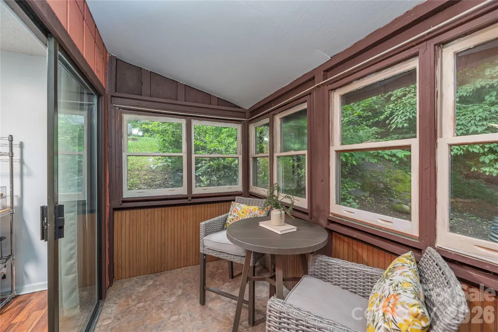 100 Bristol Lane Maggie Valley, NC 28751