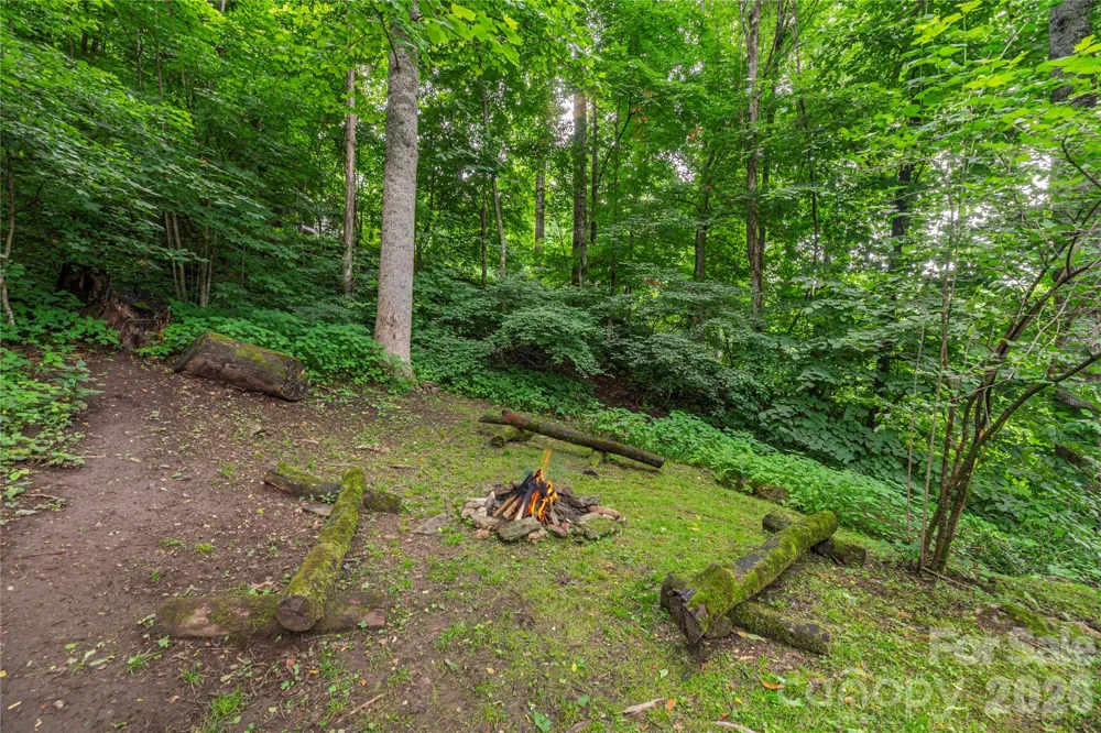 100 Bristol Lane Maggie Valley, NC 28751